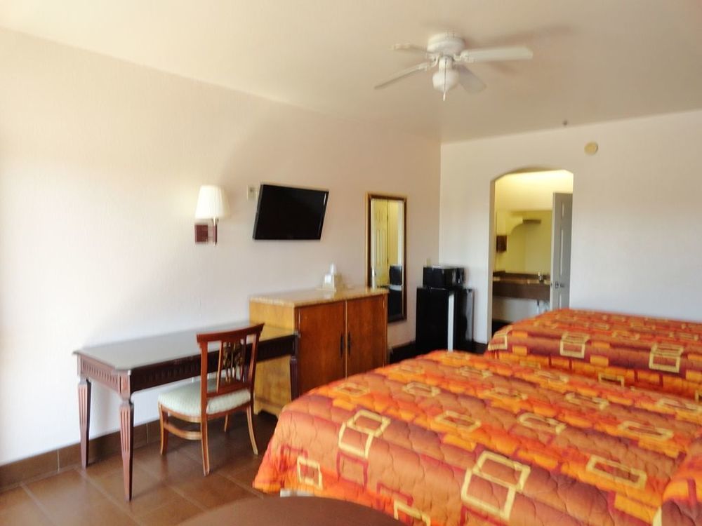 Americas Best Value Inn - Brownsville Room photo